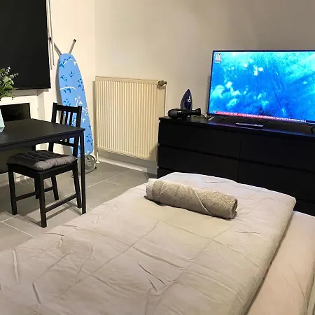 Sweet Home Apartment Hannover West - Contactless Check-In Exterior photo