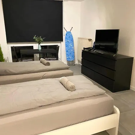 Sweet Home Apartment Hannover West - Contactless Check-In Exterior photo