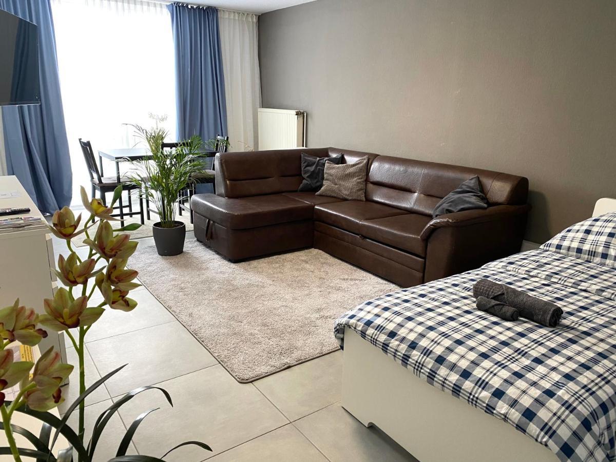 Sweet West - Contactless Check-in Apartment *