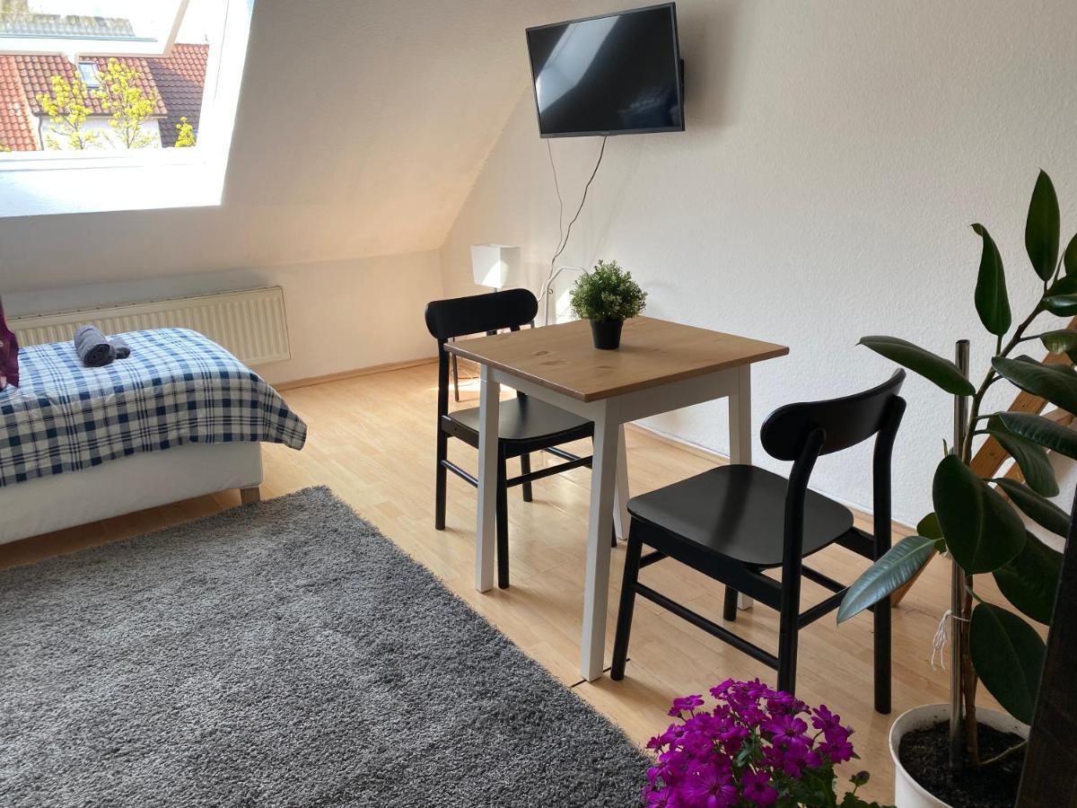 Sweet West - Contactless Check-in Apartment Hannover