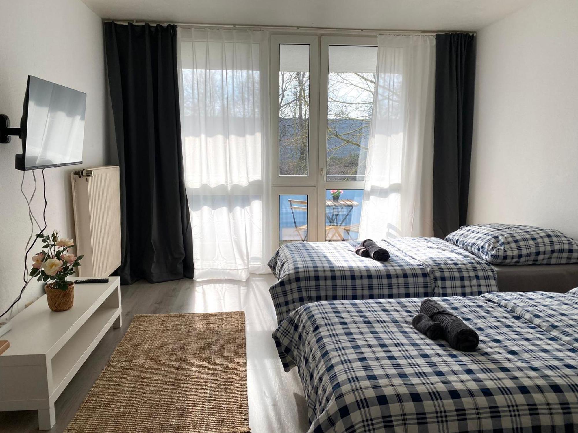 Sweet West - Contactless Check-in Apartment *