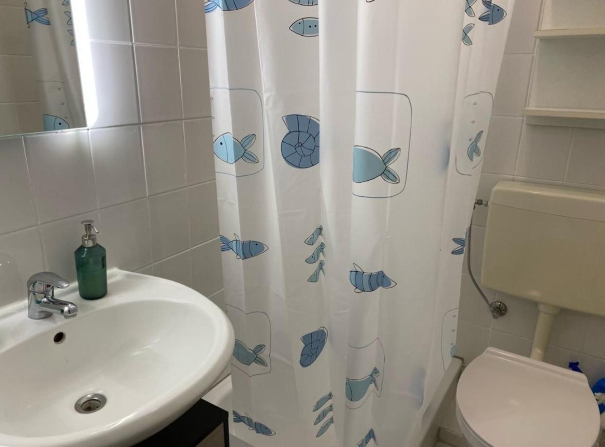 Sweet West - Contactless Check-in Apartment *