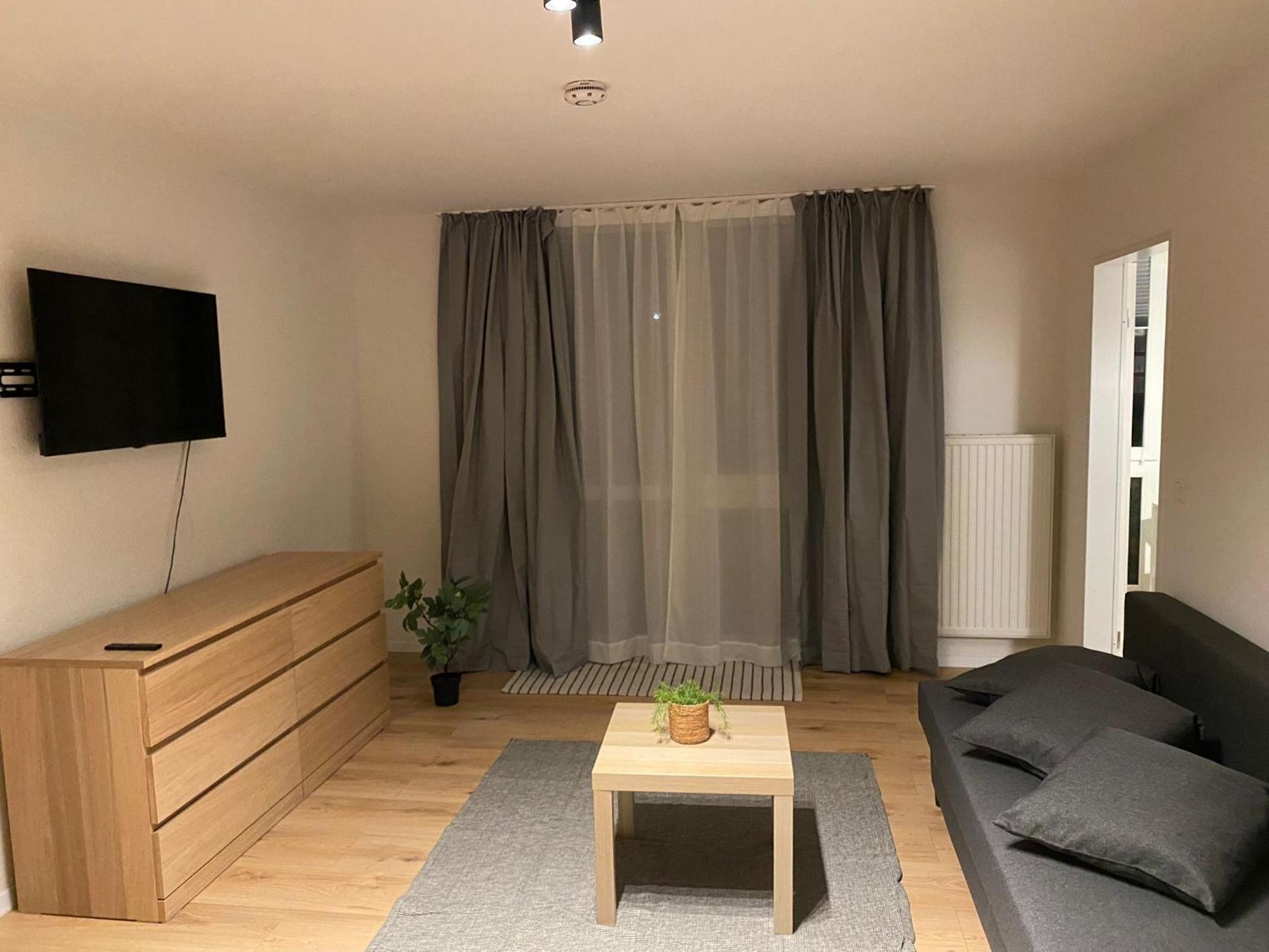 Sweet West - Contactless Check-in Apartment