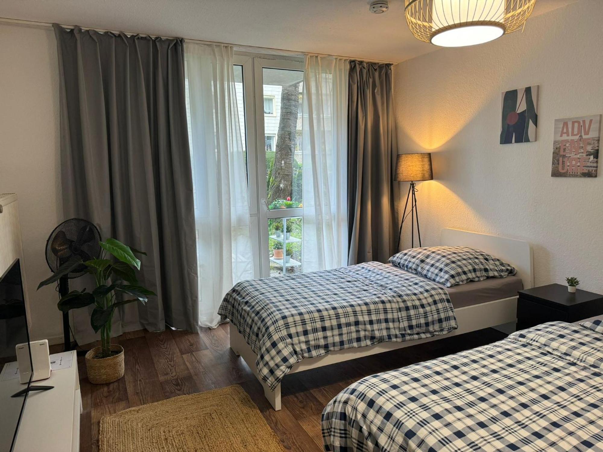 Sweet West - Contactless Check-in Apartment
